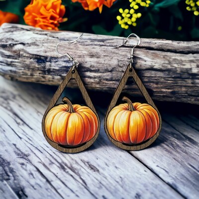 Teardrop Pumpkin Earrings - image3